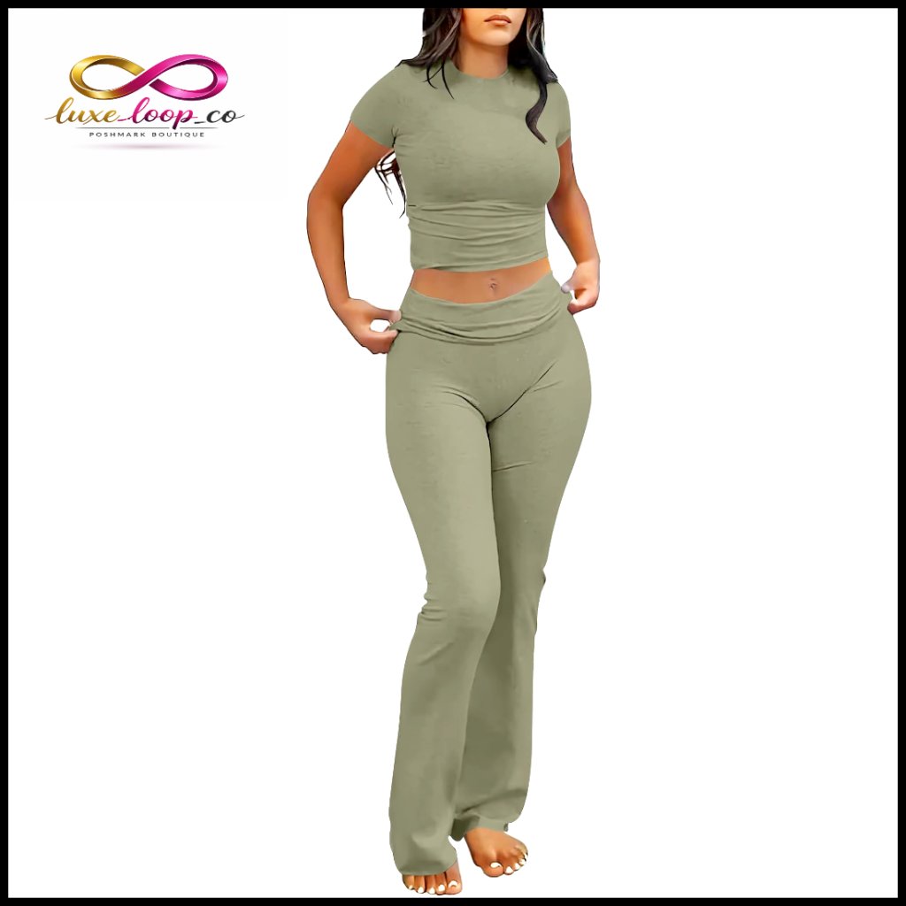 Women's 2-Piece Lounge Set With Foldover Flare Leggings And Crop Top